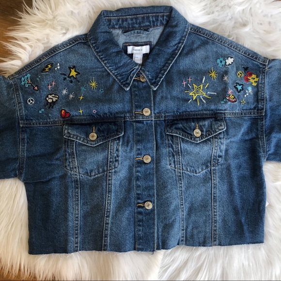 Embroidered cropped denim jacket, brand new. - Picture 3 of 11